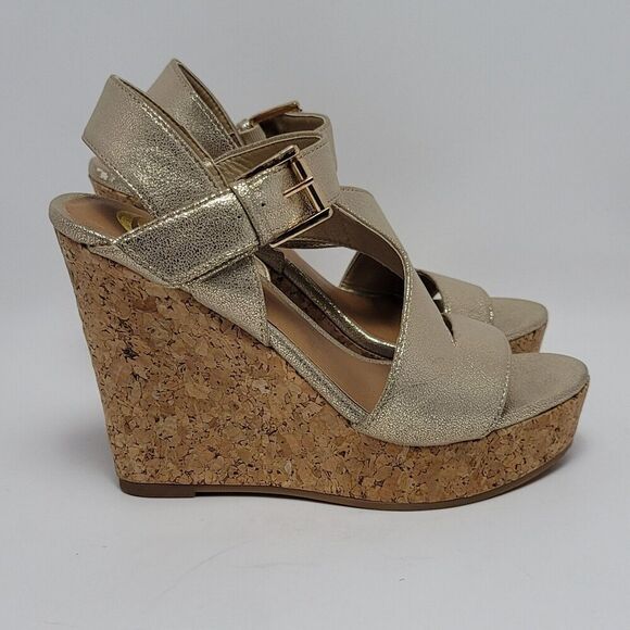 Womens Metallic Gold Glossy Open Toe Buckle Slingback Wedge Heel Sandals Size 8M - Picture 2 of 12